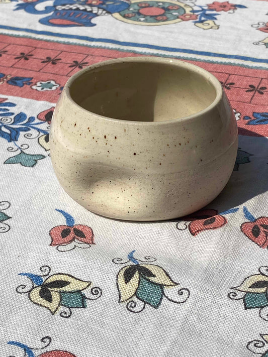 CAITLIN PRINCE - BEIGE SPECKLE DIMPLE CUP