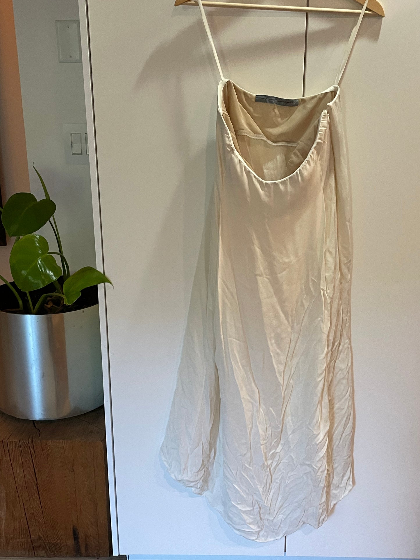 PEARLE closet - Raquel Allegra white silk tube dress